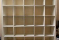 Entry shelf furniture with storage cubbyholes